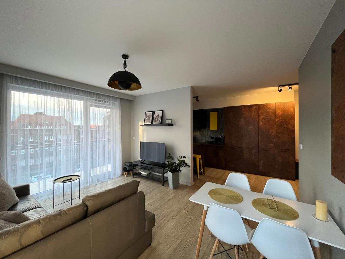 Apartment Yellow - Bastion Walowa Ev Center Free Parking In Garage Danzig